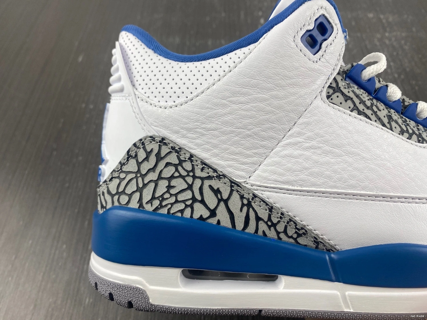 'Wizards' 3 Jordan Air - CT8532-148 0227